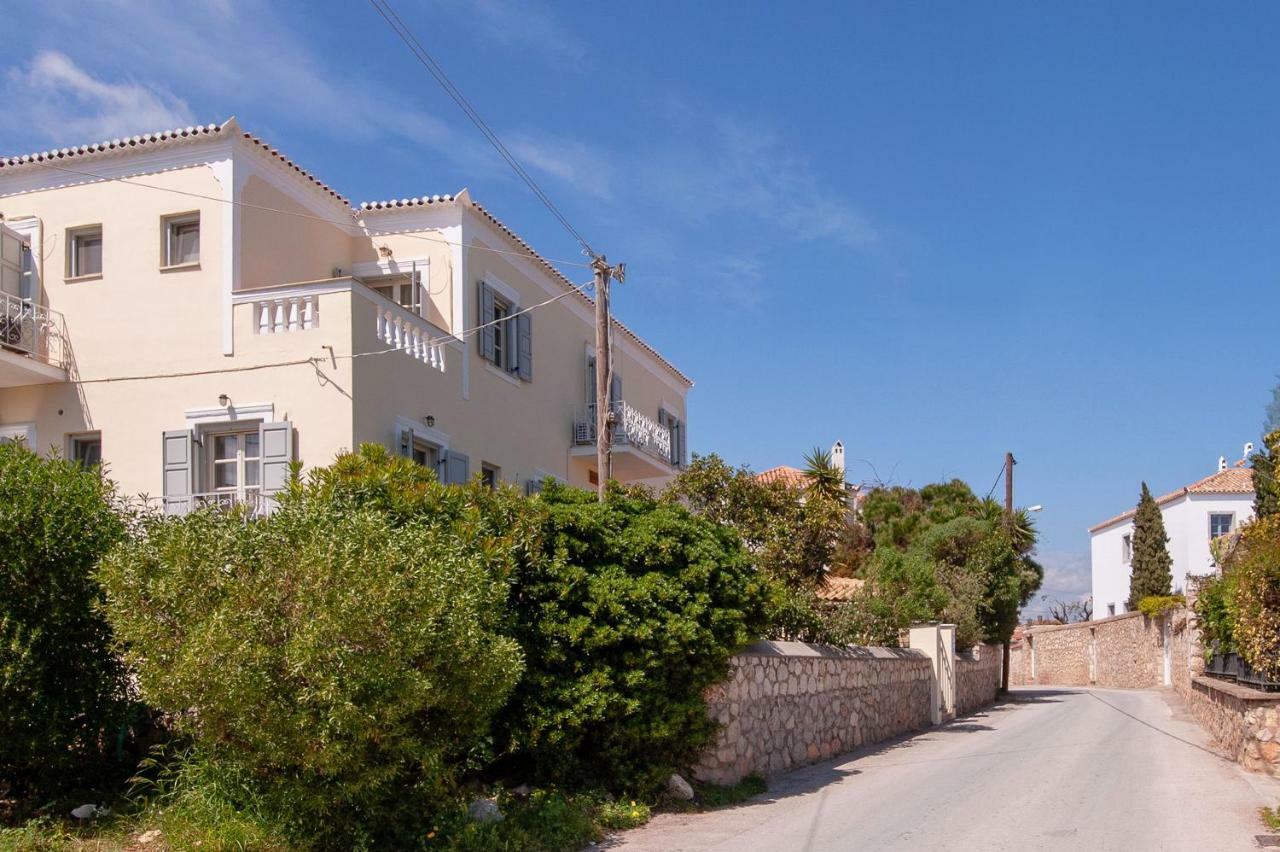 Mimoza Hotel Spetses Town ภายนอก รูปภาพ