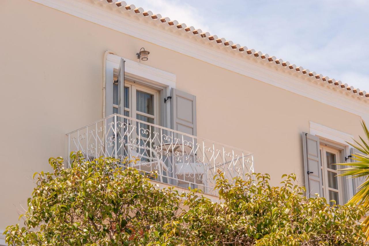 Mimoza Hotel Spetses Town ภายนอก รูปภาพ