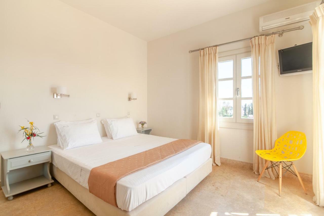 Mimoza Hotel Spetses Town ภายนอก รูปภาพ